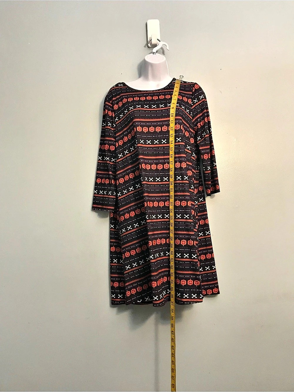 Dress Works Geometric Mini Dress in Black & Orange Size Medium Like New